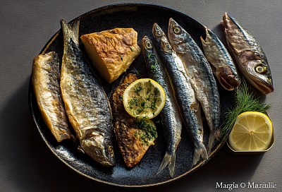 Думаете, полезная рыба — только лосось? Вот 5 бюджетных видов, которые легко дадут фору «элитным»