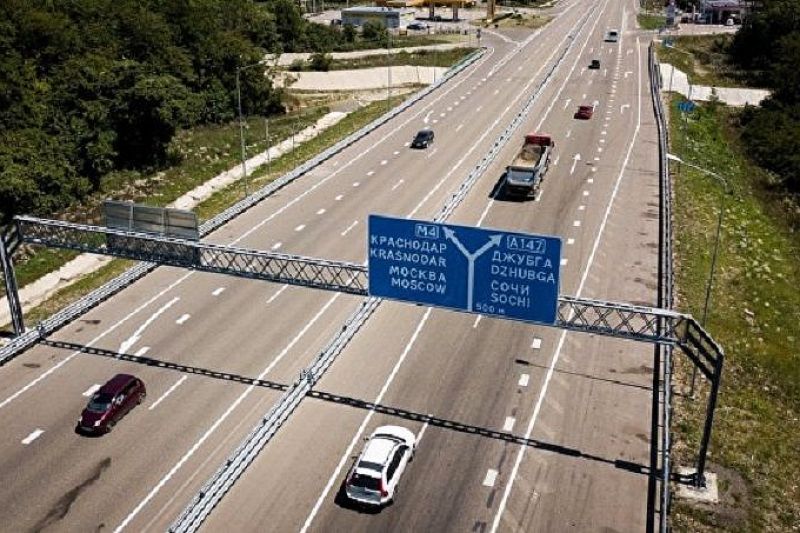 Губернатор Кубани поддержал идею строительства трассы-дублера для автодороги Сочи-Джубга