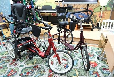 В Краснодарском центре «Ангелы Кубани» создали велосипед для детей с ДЦП.