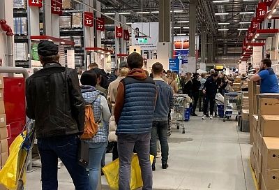 Толпы покупателей атаковали IKEA под Краснодаром перед закрытием