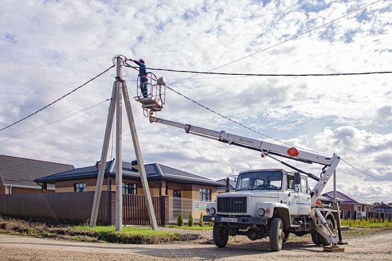 Новые линии электропередачи и трансформаторные подстанции построили в Динском районе