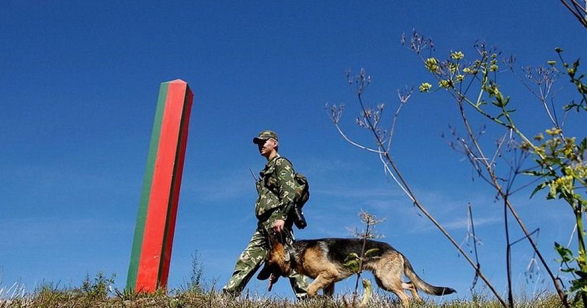 Фото пограничника с собакой