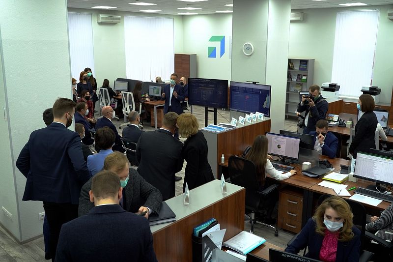 Дмитрий Чернышенко: «Более 10 млн обращений граждан было обработано ЦУРами за год»