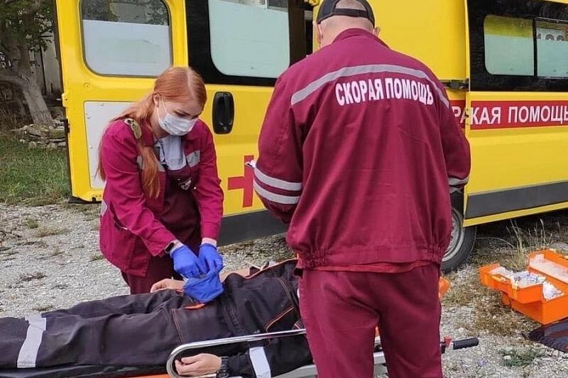 В Геленджике врачи спасли пациента, оказавшегося в состоянии клинической смерти после удара током