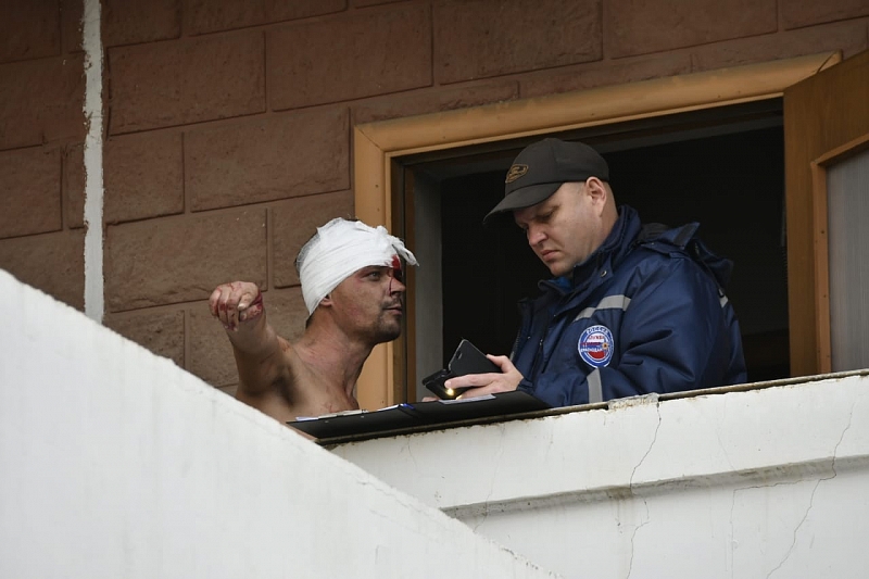 Пьяный виновник пожара в многоэтажке Краснодара сбежал от полиции