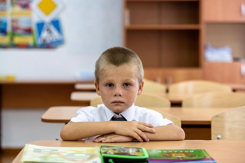 Один в классе: Даня Нетутин из поселка Заря Выселковского района стал единственным первоклассником в своей школе