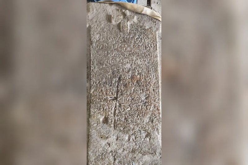 Надгробную плиту легендарного атамана доставят с Кинбурнской косы в Краснодар