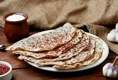 Вместо традиционных завтраков: изумительные лепешки с хрустящей корочкой за 10 минут, которые готовятся «на бегу»