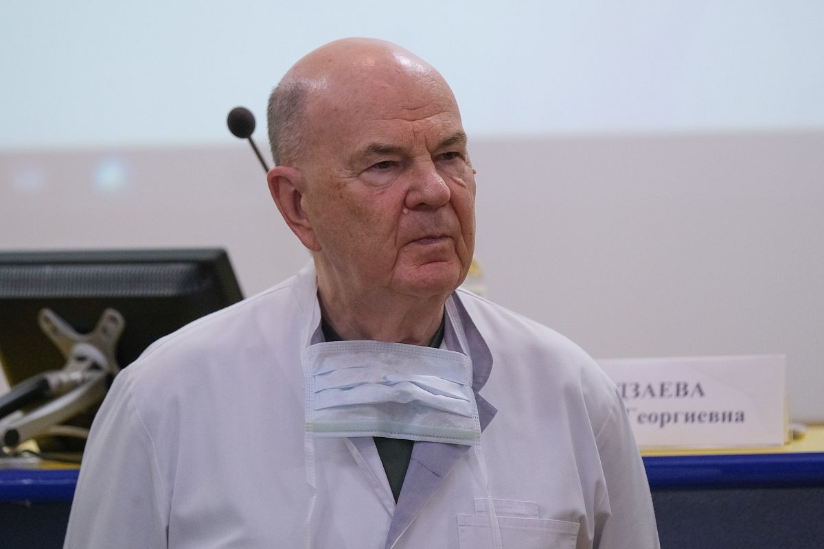 С 2004 года учреждение возглавляет академик РАН, главный торакальный хирург Краснодарского края, доктор медицинских наук, профессор Владимир Порханов.