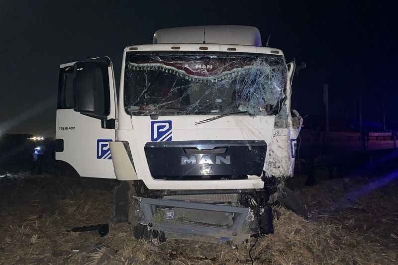Водитель «Газели» погиб в жестком ДТП с грузовиком