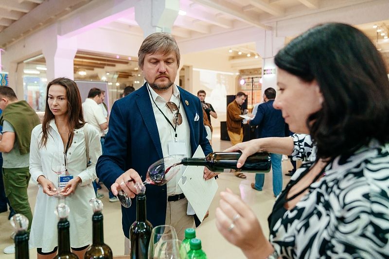 Первый в России благотворительный винный аукцион прошел в Краснодарском крае 