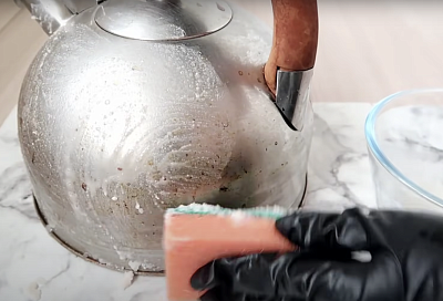 Тотальный блеск посуды: мешаю состав из 3 дешевых ингредиентов – жир и нагар отваливается кусками сам