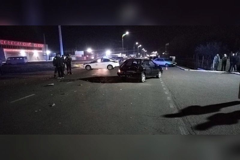 Мотоциклист и его пассажирка погибли в ДТП на Кубани