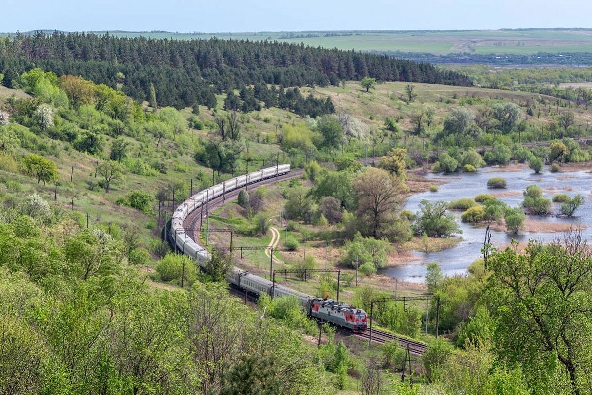 Билетов на поезд к Черному морю нет, но уехать можно: в транспортной компании дали советы путешественникам