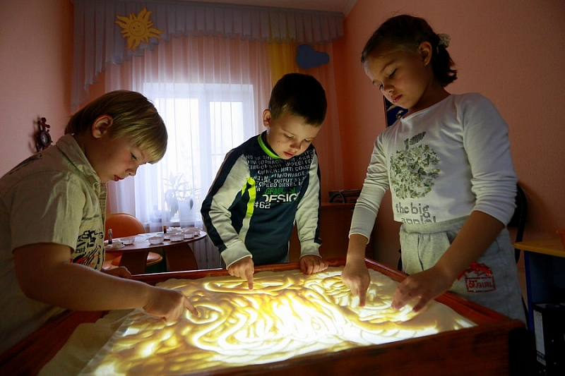 В Краснодарском крае семьям перечислена единовременная выплата на детей 3-16 лет на общую сумму 6,1 млрд рублей
