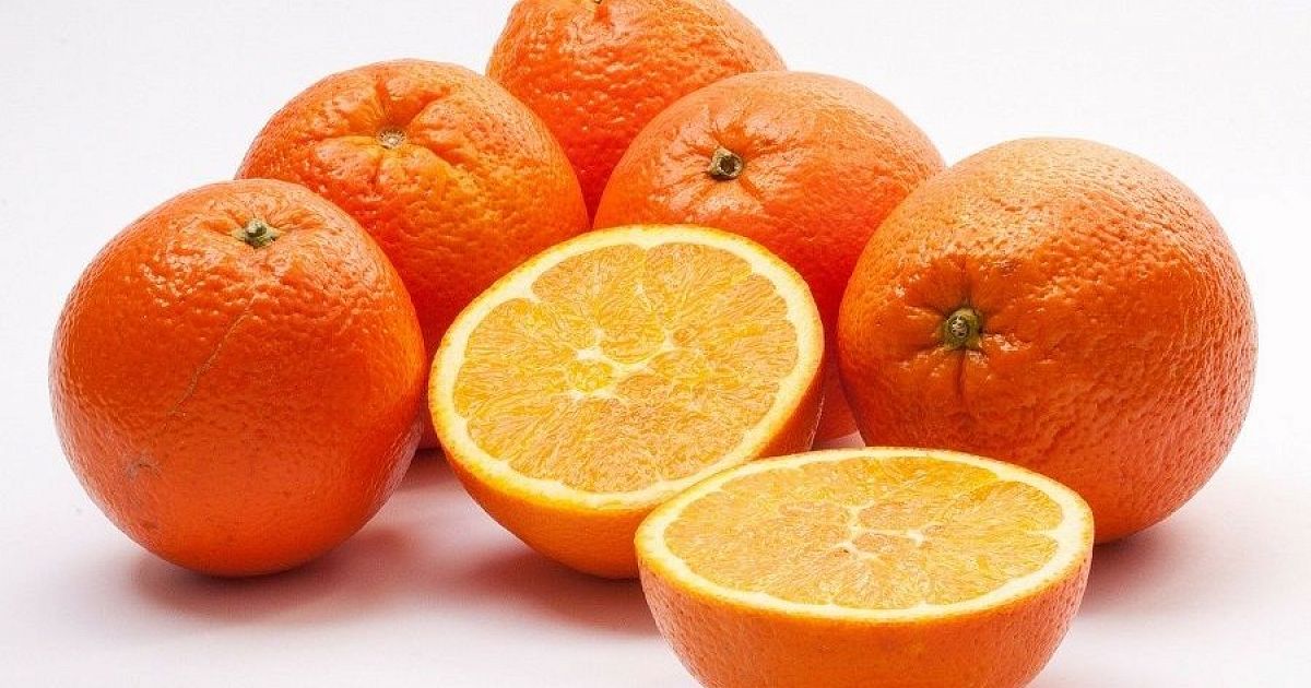 Мандарин померанец. Оранжевый мандарин. Померанец оранж. Сладкий апельсин Citrus sinensis Sweet Orange. Можно есть апельсины вечером