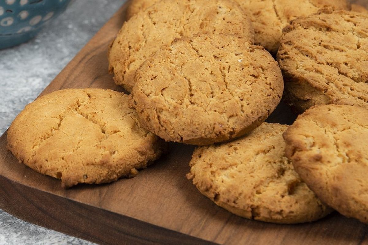 Овсяное печенье по ГОСТУ: та самая вкуснятина к чаю всего за 20 минут 