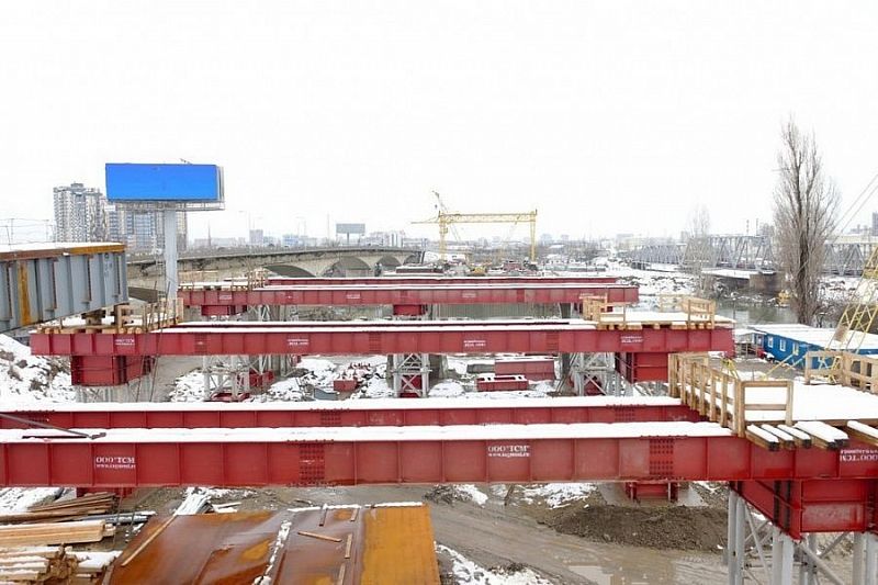 Завершена первая очередь строительства нового Яблоновского моста в Краснодаре
