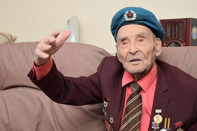 Ветерана-освободителя Краснодара Николая Литвина поздравили с 79-летием подвига