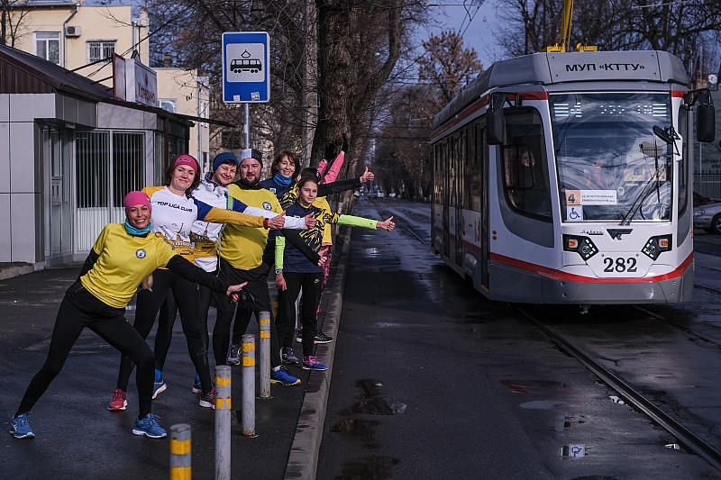 Кто быстрее: в Краснодаре прошла акция «Обгони трамвай»