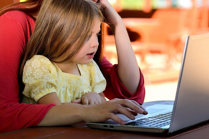 Как сделать пребывание ребенка в интернете безопасным?