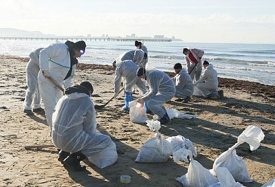 Дополнительную «горячую линию» по ликвидации последствий разлива мазута запустили на Кубани  