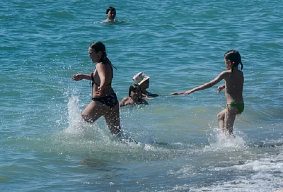 Синоптики назвали курорты Кубани, где морская вода не успела остыть
