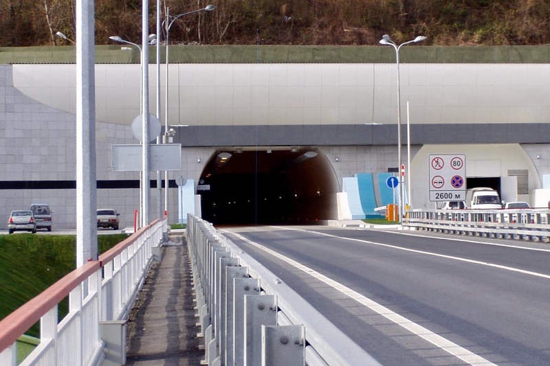 Самый протяженный тоннель Обхода Сочи закрылся на капремонт до декабря 2020 года