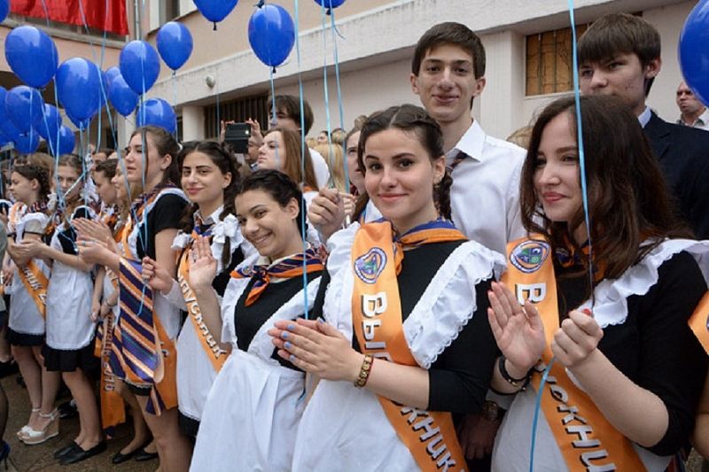 Торжественные линейки пройдут в Краснодаре 22 мая только для учащихся 4, 9 и 11 классов