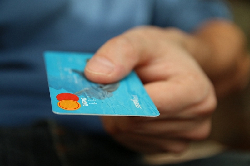 Почему кредитная карта удобнее, чем наличные
