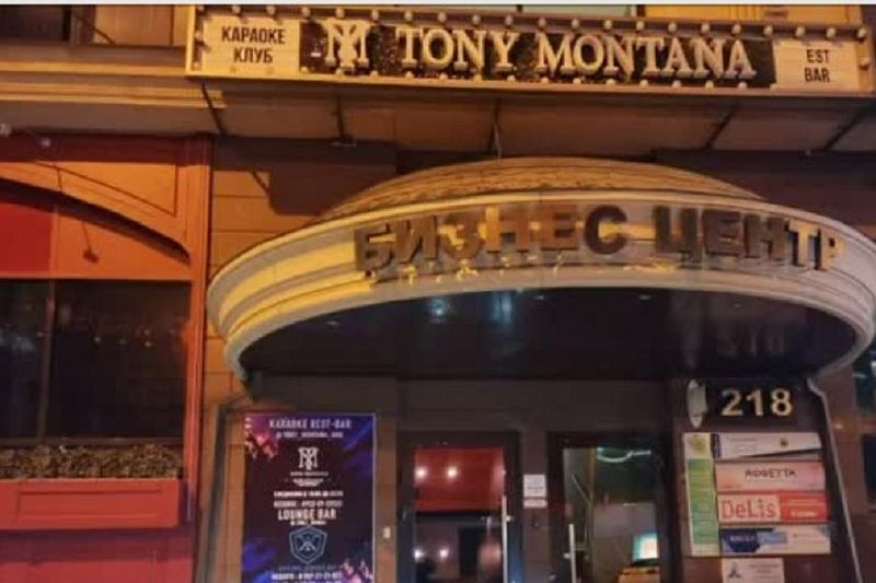 Приставы опечатали караоке-клуб «Тони Монтано» за работу за «закрытыми дверями»