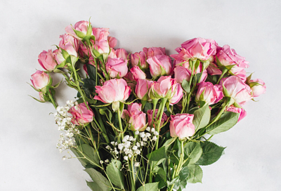 В Краснодаре набор для свиданий с цветами и десертами за шесть лет подорожал на 76%