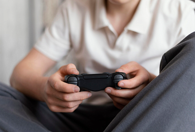 Владельцы PS5 массово возвращают Crimson Desert из-за проблем с производительностью