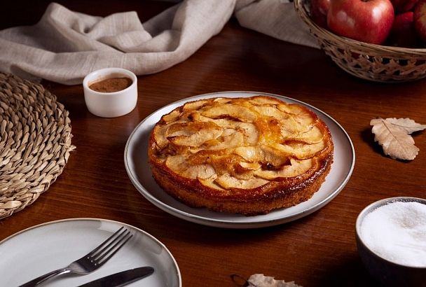 Не только яблоки: какие фрукты подойдут для выпечки пирогов 