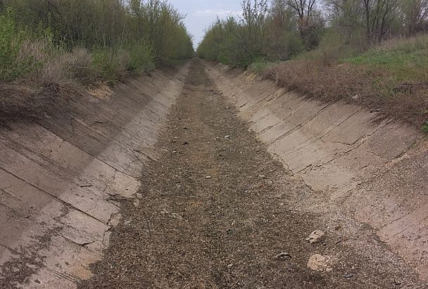 Мэр Краснодара поручил провести инвентаризацию каналов-ливневок в пригороде
