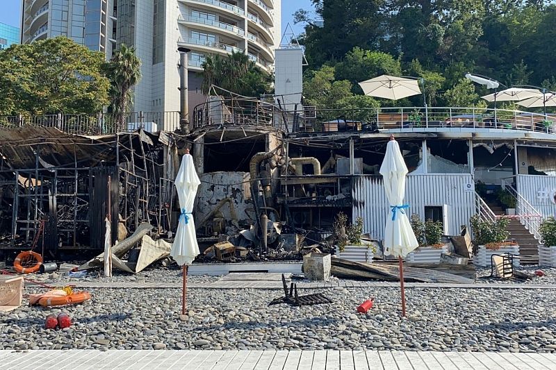 Короткое замыкание: специалисты назвали причину крупного пожара на набережной Сочи