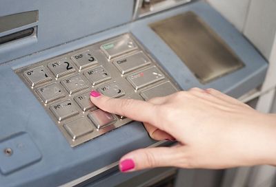В России заработает пополнение счетов наличными через любые банкоматы по СБП