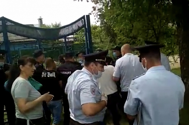 В полиции Краснодарского края прокомментировали видео с задержанием нарушителя карантина в Каневской