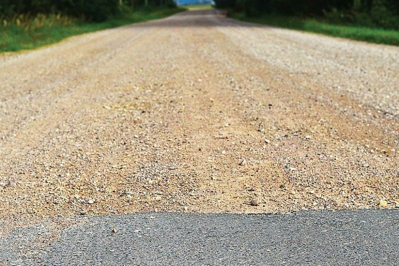 Больше 15 участков гравийных дорог привели в порядок в Краснодаре 