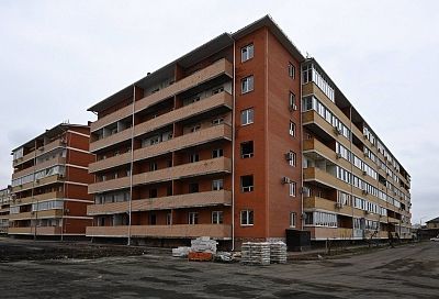 В ауле Новая Адыгея отремонтировали более 700 пострадавших при атаке БПЛА квартир