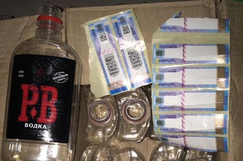 Силовики обнаружили в Краснодарском крае склад с нелегальным алкоголем