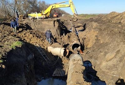 Строительство новой ветки Ейского группового водопровода стартовало в Староминском районе