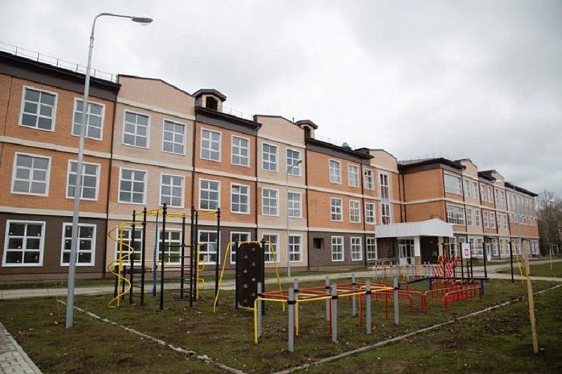 В Анапе завершилось строительство нового корпуса для начальных классов школы № 6