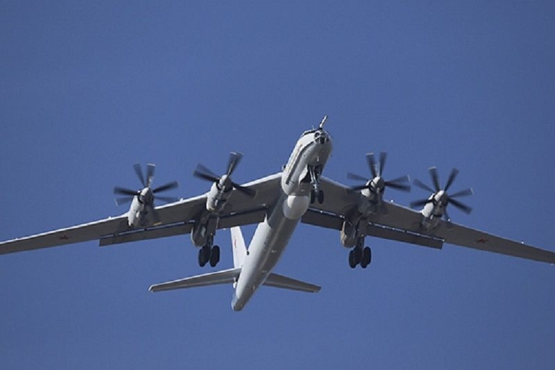 Два дальних противолодочных самолета Ту-142 прибыли из Приморья в Краснодарский край