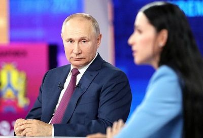 Президент России Владимир Путин призвал сохранить тенденцию к снижению уровня безработицы