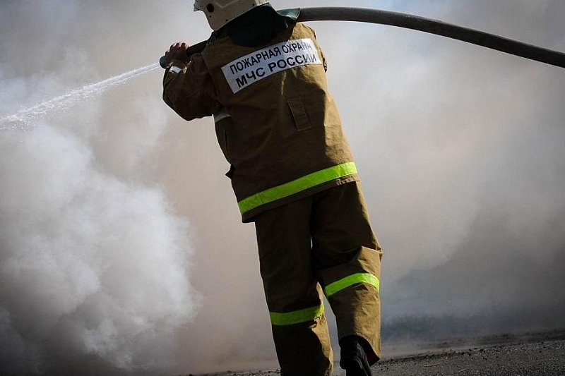 В Сочи из-за пожара эвакуировали 15 человек из многоэтажного дома