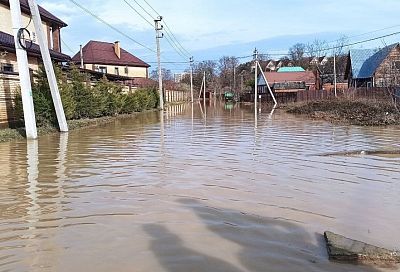 На Кубани выделили 38 млн рублей на материальную помощь пострадавшим из-за разгула стихии жителям