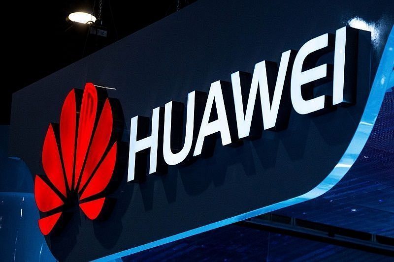 Huawei показала свой первый 5G-смартфон