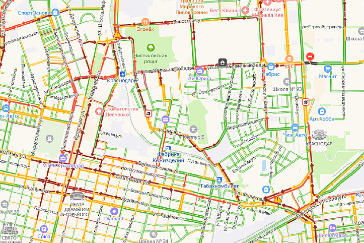 Краснодарские автомобилисты застряли в 9-балльных пробках