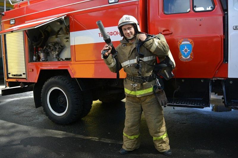 В Новороссийске из-за пожара в многоэтажном доме эвакуированы 150 человек